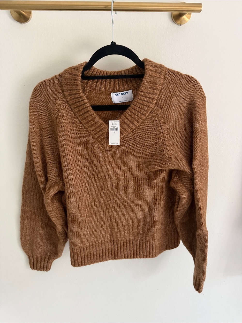 Old Navy Women’s Chestnut V-Neck Sweater